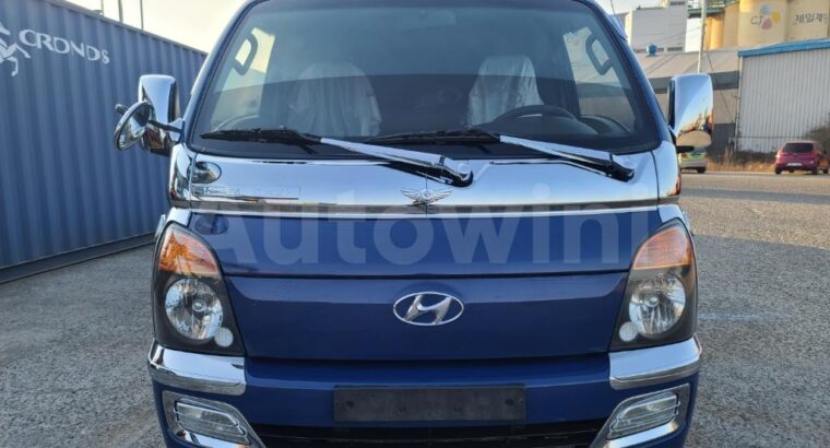 2016 Hyundai Porter2 (H100) doble rodaje $10,700