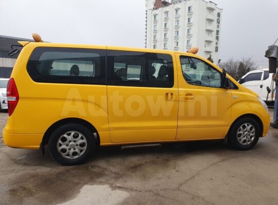 Microbus 2016 Hyundai starex