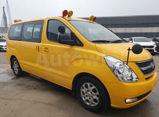 Microbus 2016 Hyundai starex