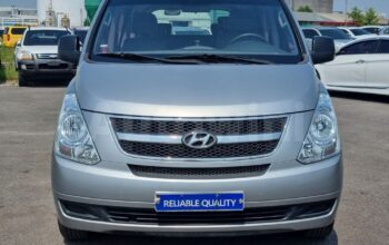 2016 Hyundai Grand Starex DELUXE 2WD A/T 12SEATS