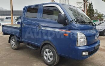 2020 Hyundai H100 doble cabina 4×4